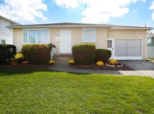 263 Enez Dr, Depew, NY 14043