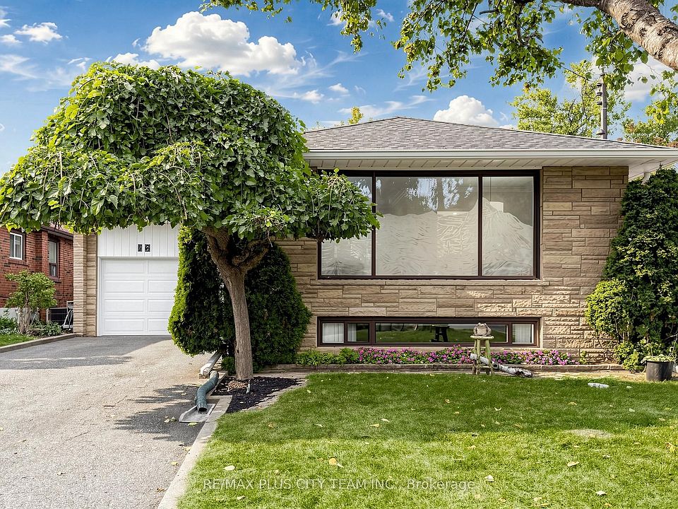 1st image of 16 Holford Cres