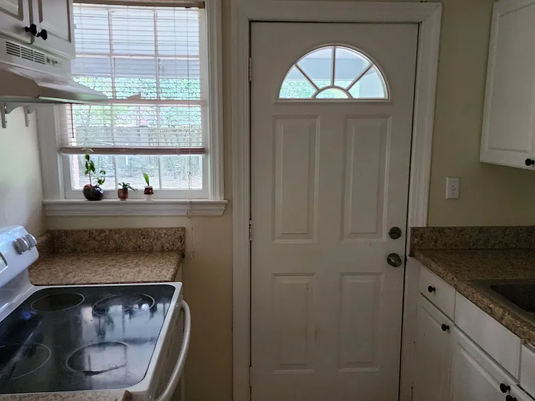 763 California St — Photo 10
