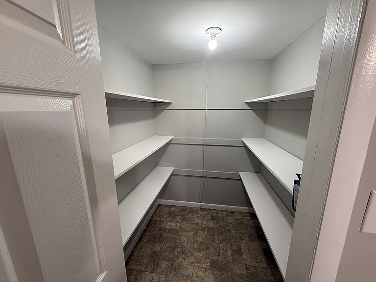 2603 Eisenhower Ct — Photo 7