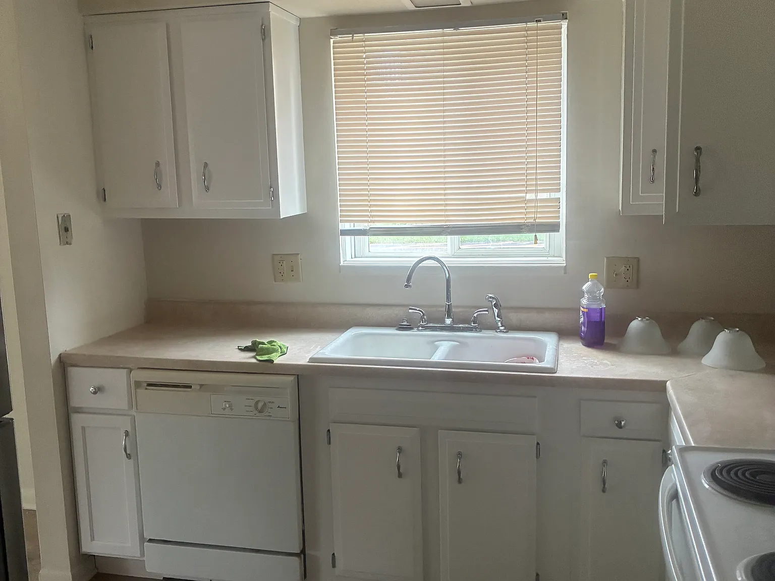 1 bed, 800 sqft, $1,525 — Photo 4