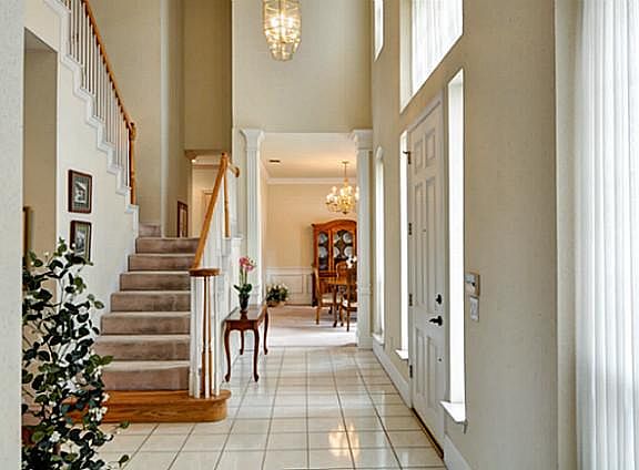 2nd image of 1314 Barrington Dr