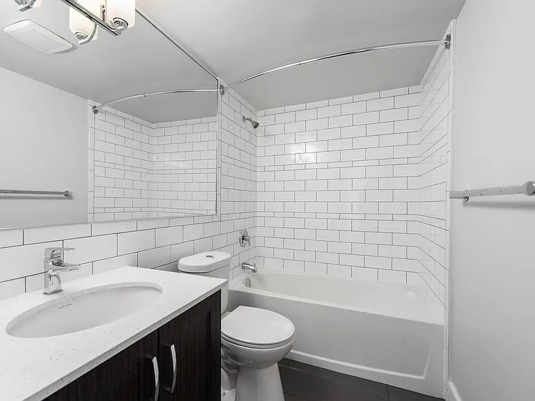 1629 Haro St #904 — Photo 21