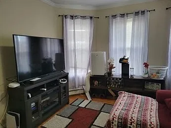118 Foster St #2 — Photo 6