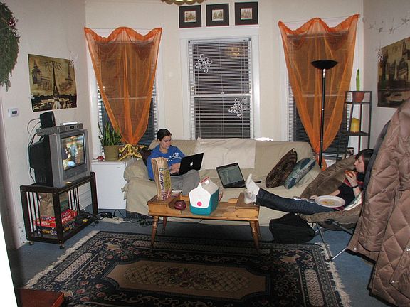 3rd image of 1119 Garnett Pl APT 1