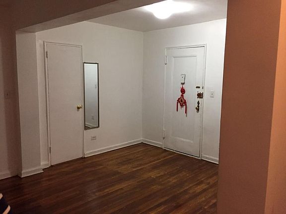 3rd image of 15020 71st Ave