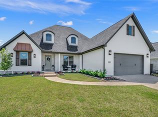 4302 Fox River Ln, Bryan, TX 77802