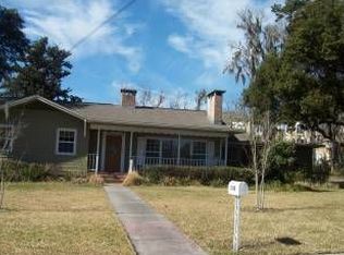 1040 SW 11th Ter, Gainesville, FL 32601