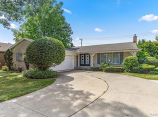 5779 Linden Dr, Dearborn Heights, MI 48127