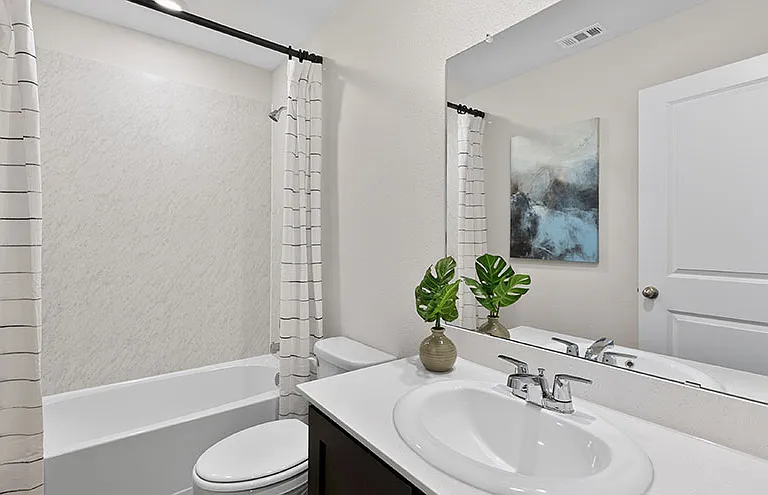 Urbane Duo Townhomes — Photo 10