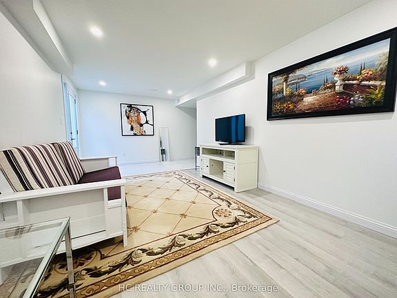 5th image of 68 Marbrook St #B