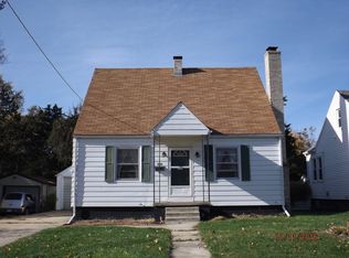 1211 12th Ave, Sterling, IL 61081