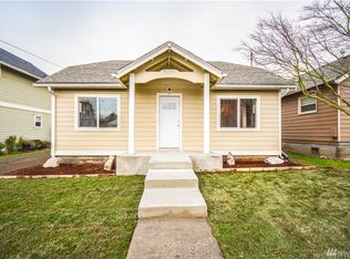 1207 12th St, Anacortes, WA 98221