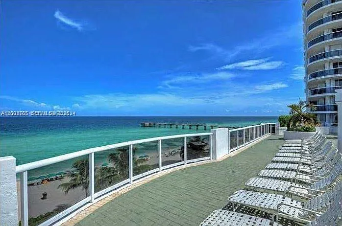 16711 Collins Ave #602 — Photo 2