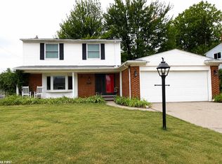 30827 Scrivo Dr, Warren, MI 48092