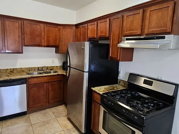 317 Washington St SE #A-f, Albuquerque, NM 87108