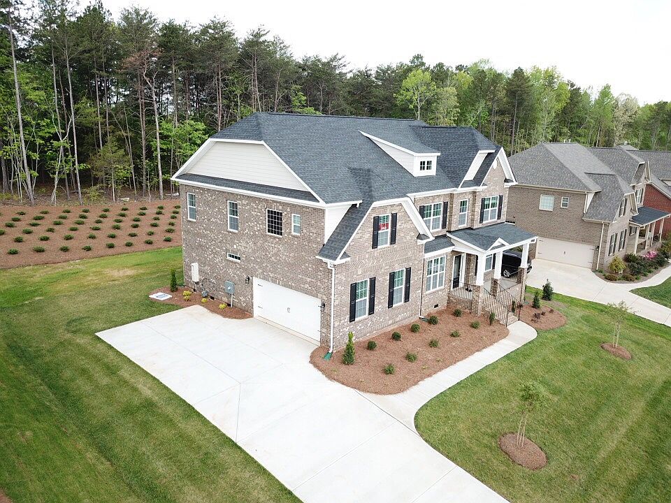 2nd image of 12911 Pumpkin Way Dr