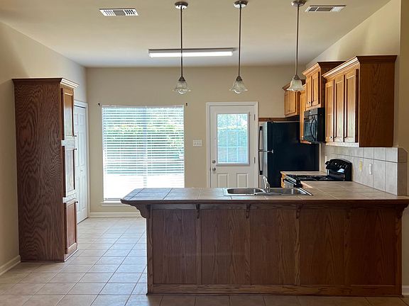 3rd image of 9288 Eagle Ct