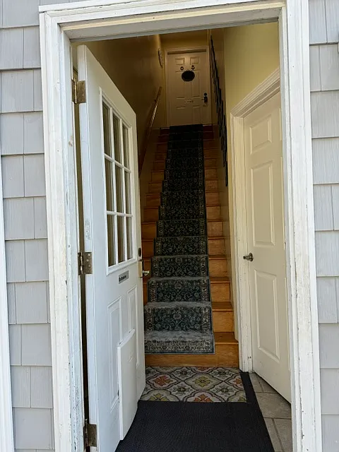 Studio, 600 sqft, $1,500 — Photo 4