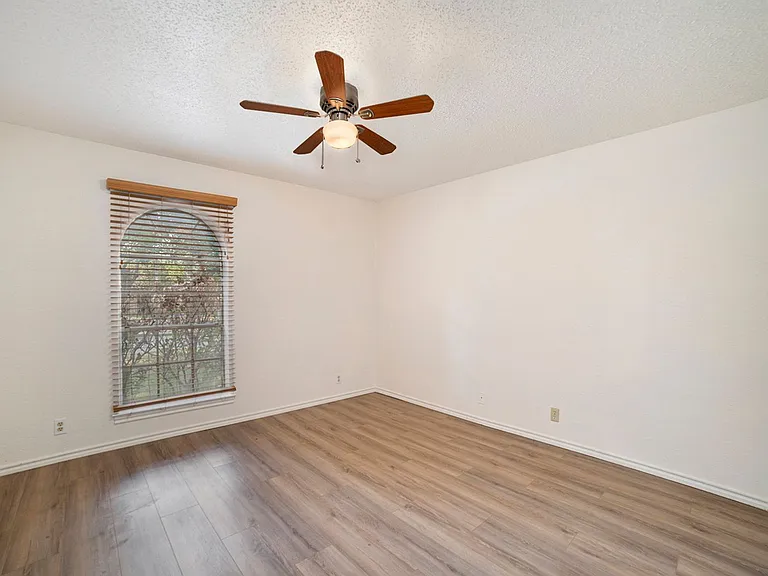 1608 San Antone Ln — Photo 17