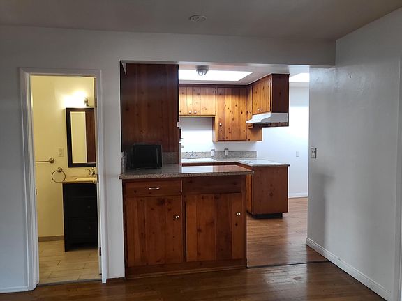5th image of 4812 1/2 Santa Monica Ave