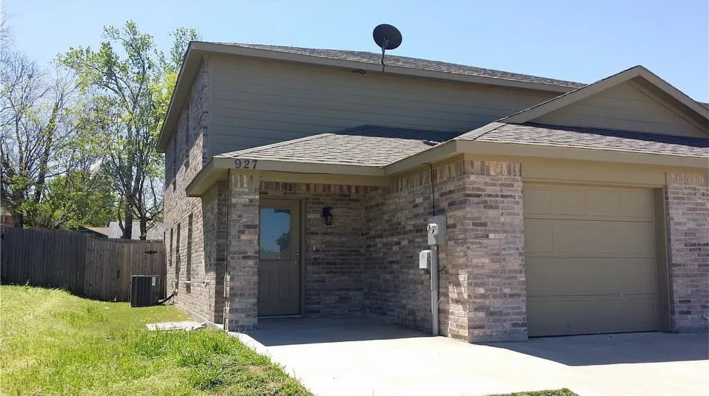 925 Parkplace Ridge; Princeton, Texas 75407 - 1 — Photo 1