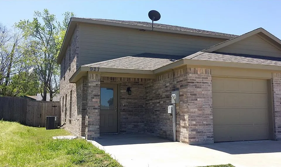 925 Parkplace Rdg