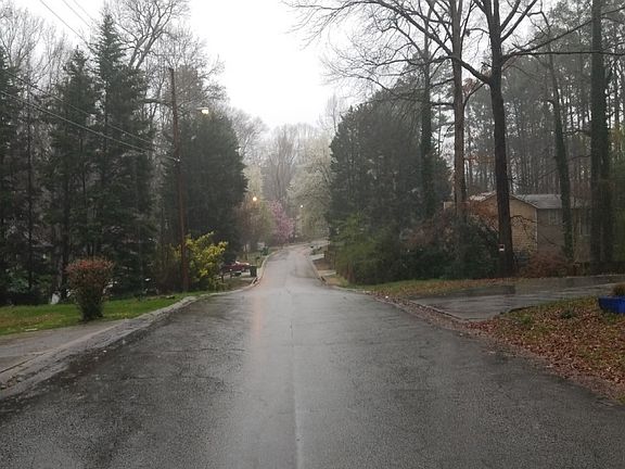 5th image of 2232 Atoka Dr SE