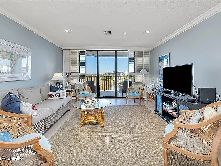 1 Marina 301a St #301A — Photo 2