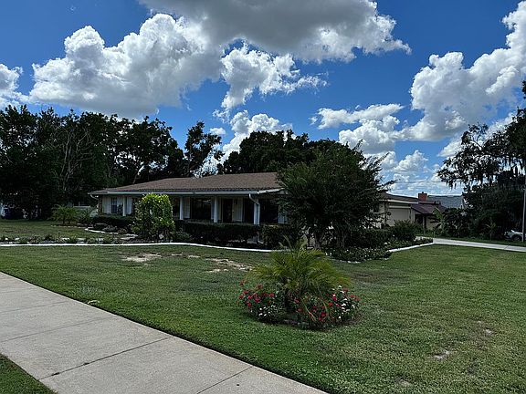 4th image of 200 S Main Ave