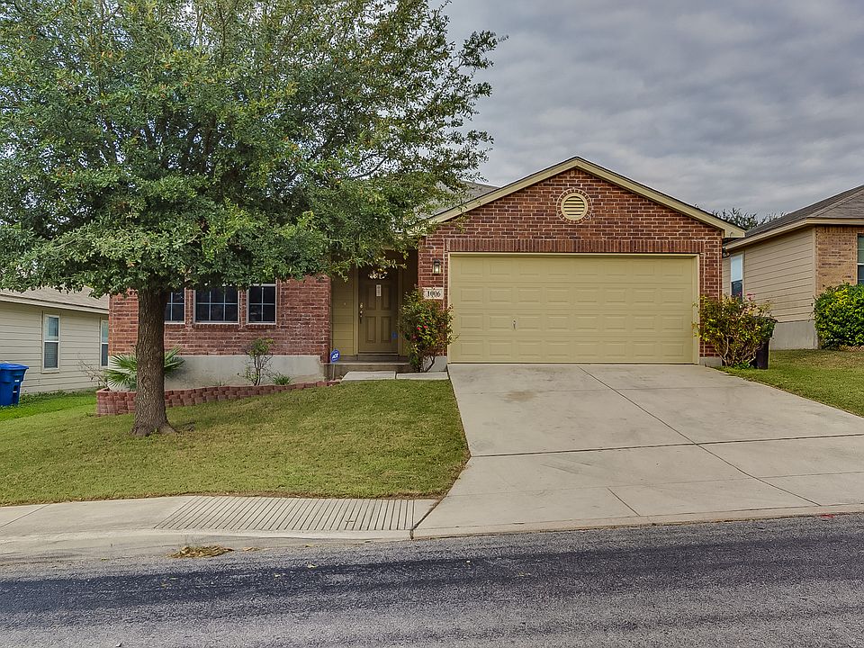 1st image of 1006 Magnolia Crst
