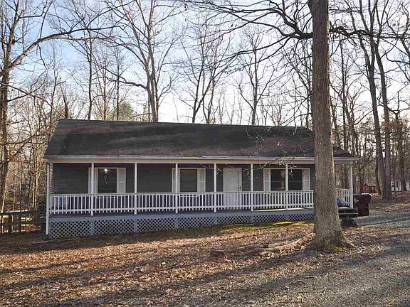 3rd image of 317 Jefferson Dr