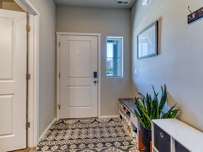 20538 SE Cameron Ave — Photo 14