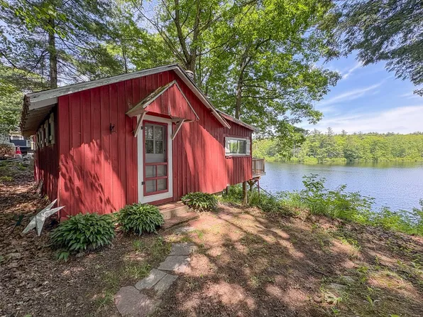 33 Watatic Pond Rd, Ashburnham, MA 01430
