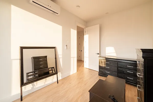 Rented by STY Management LLC | media 20