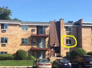 837 W College Blvd APT 201, Addison, IL 60101