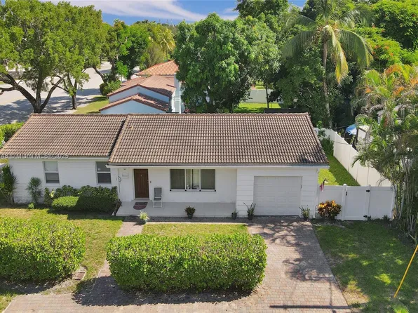 10 NW 100th St, Miami Shores, FL 33150