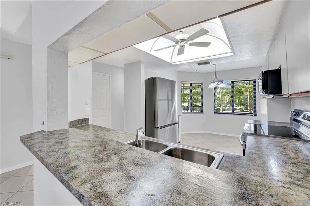 2 bed, 2.0 bath, 1235 sqft, $1,850 — Photo 1
