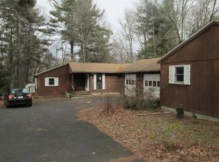 109 Woodin Rd, Halfmoon, NY 12065