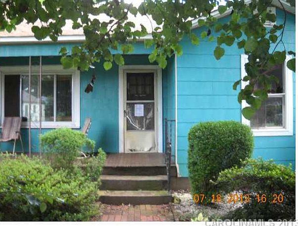 1st image of 207 Bakery Ln