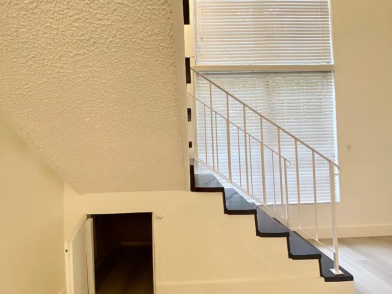 10901 N Kendall Dr #210 — Photo 14