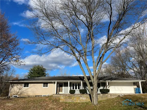 10114 Laplante Rd, Monclova, OH 43542