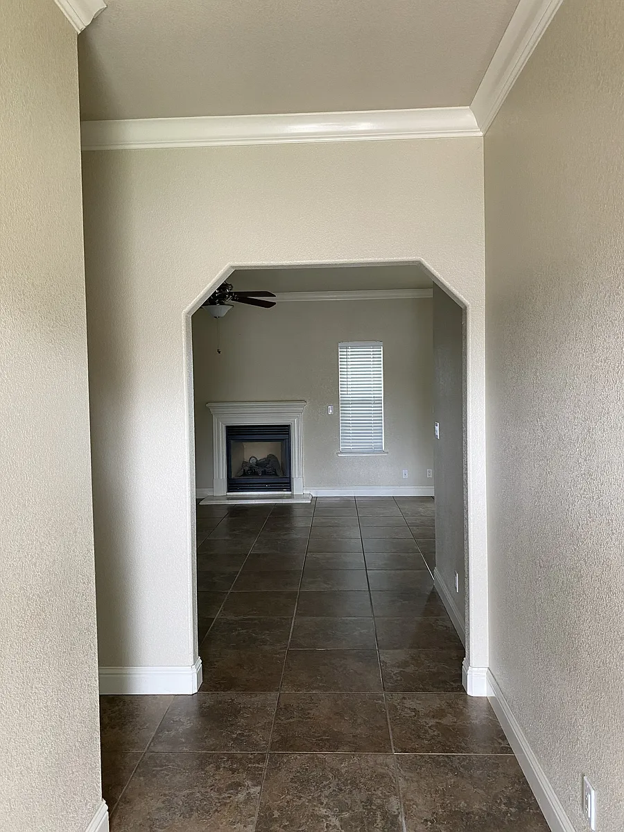Building Photo - 308 Ginny Way