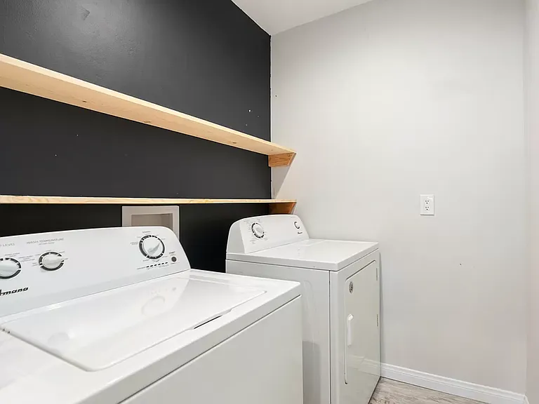 1207 Florence St — Photo 22