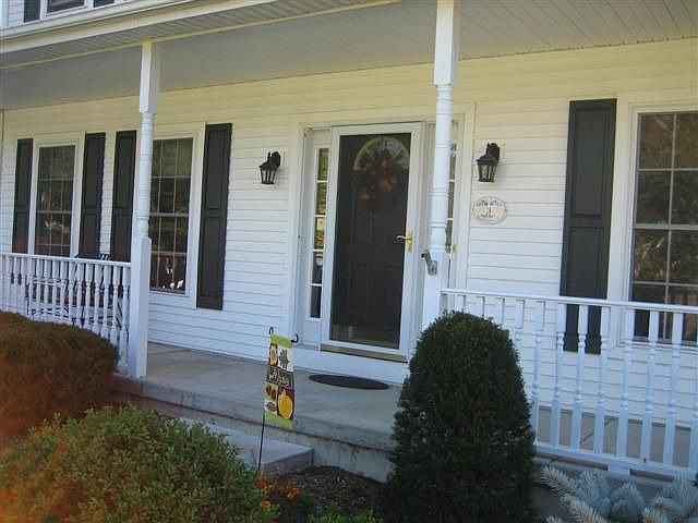 1st image of 3 Glendale Dr