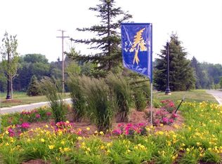 10461 Gray Knoll Trl, Saline, MI 48176