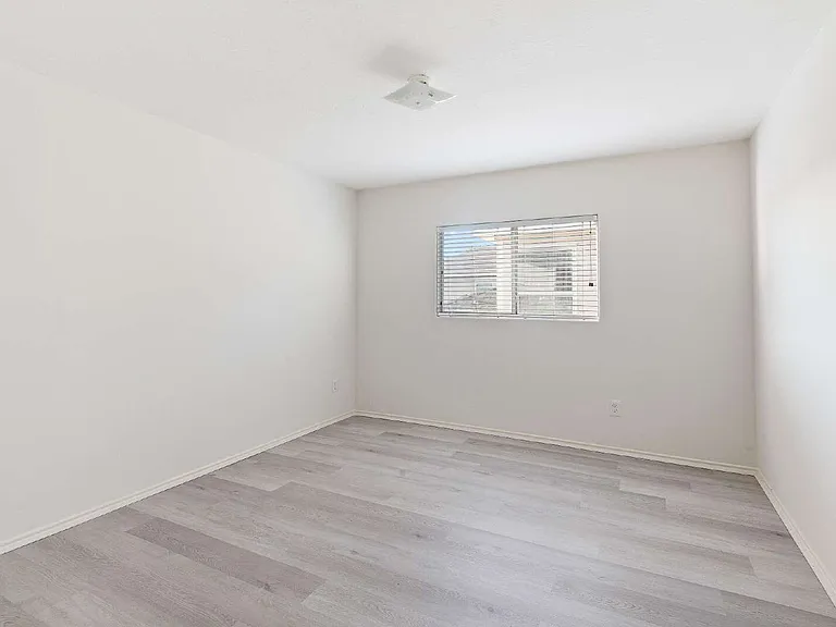 2923 Katybriar Ln — Photo 20