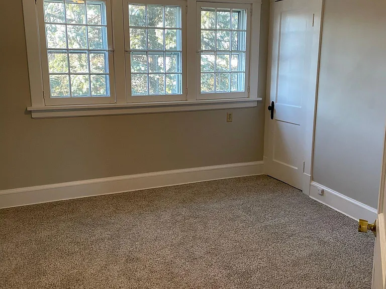 18215 Owego Ct — Photo 9