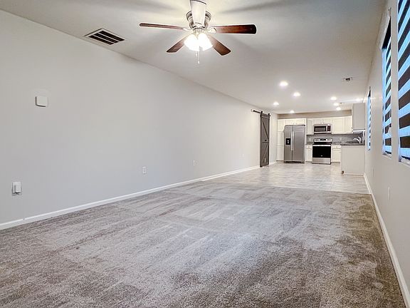 5th image of 106 Riley Ave