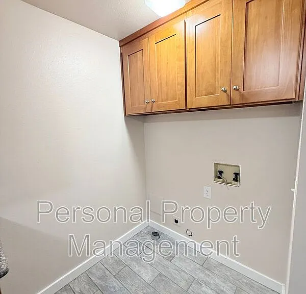1803 SE Blairmont Dr — Photo 11
